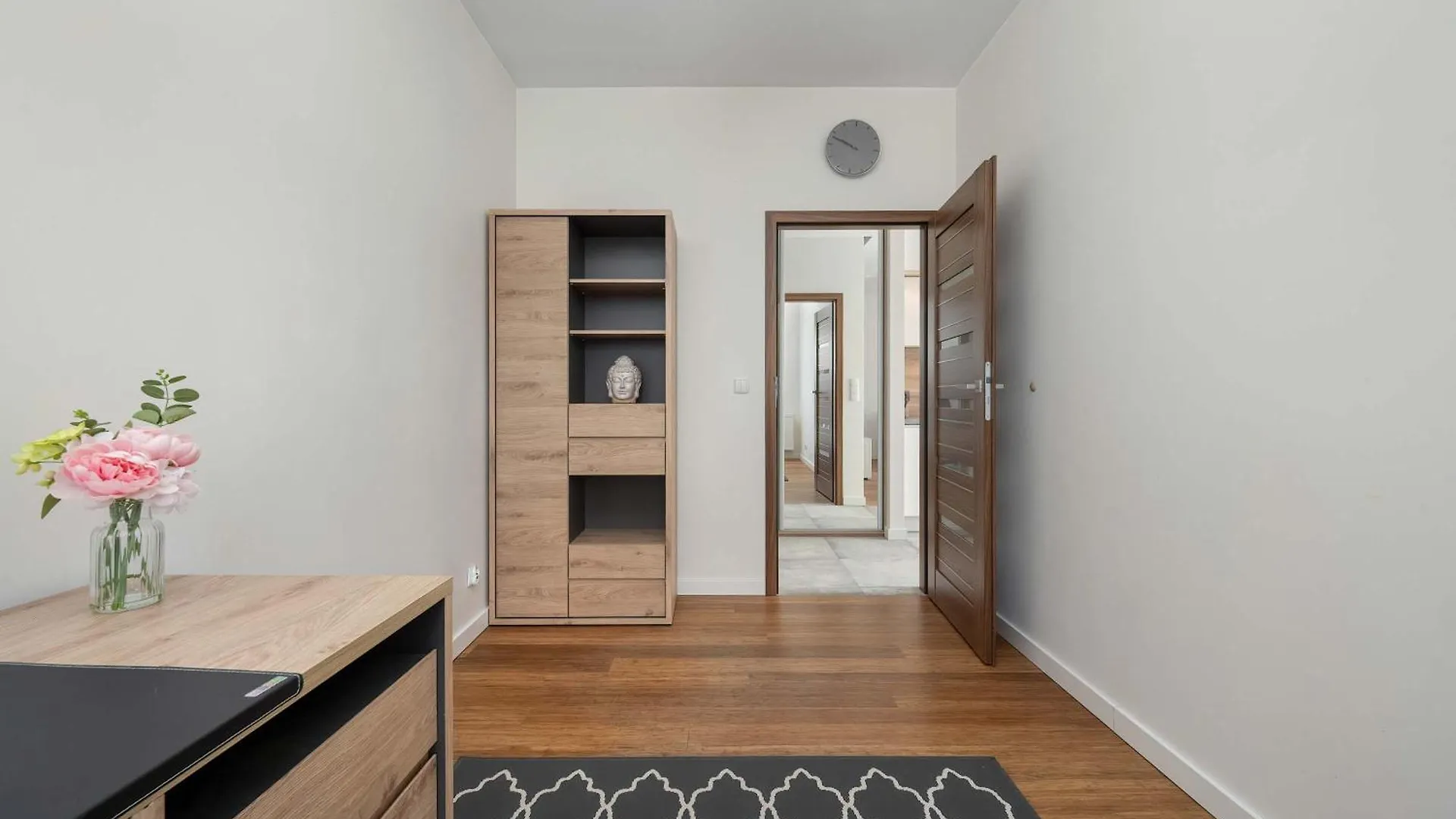 Elegant Apartment Slezna In Wroclaw With Parking By Noclegi Renters